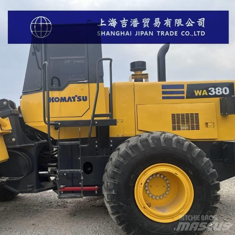 Komatsu WA 380  휠로우더