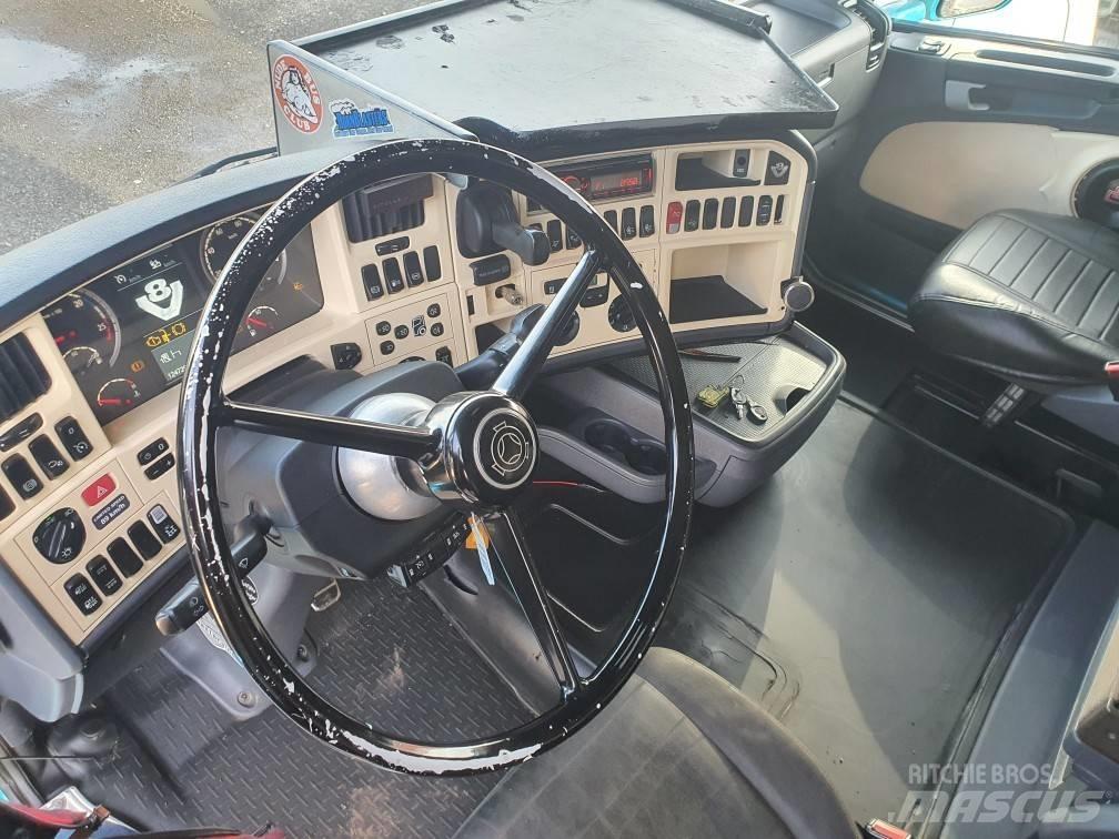 Scania R 560 트랙터 유닛
