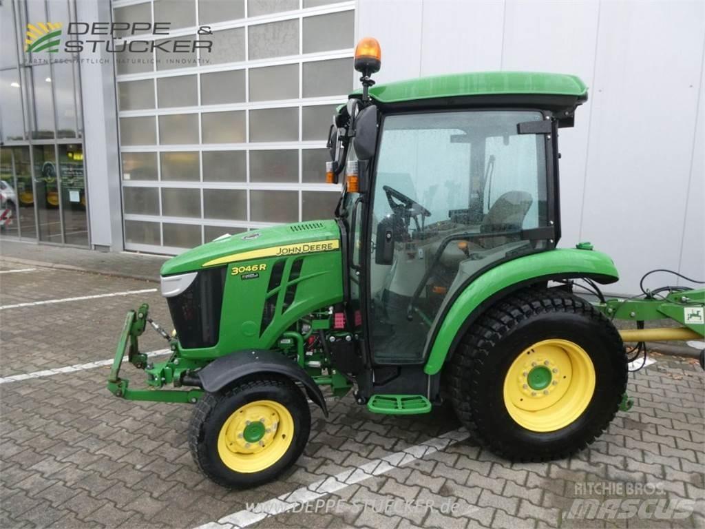 John Deere 3046R 소형 트랙터