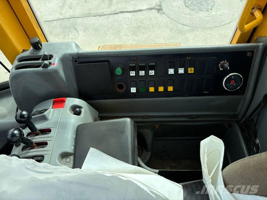 Volvo L110E  휠로우더