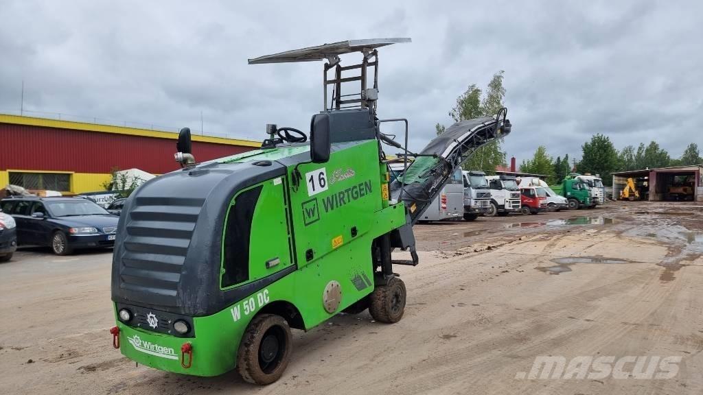 Wirtgen W50 DC 아스팔트 콜드 밀링 기계