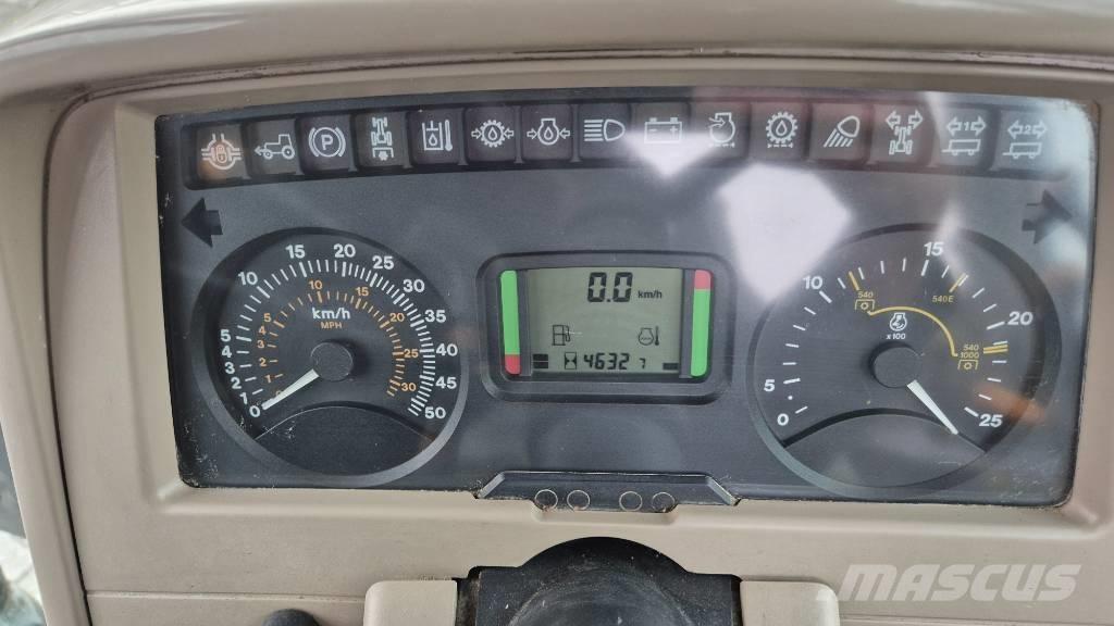 John Deere 6320 SE 트랙터