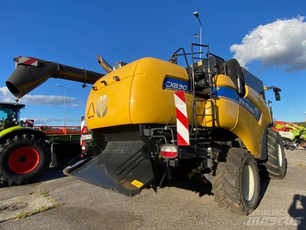 New Holland CX 8.90 콤바인 수확기