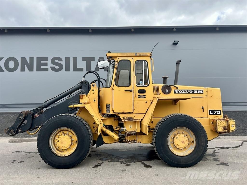 Volvo L 70  휠로우더