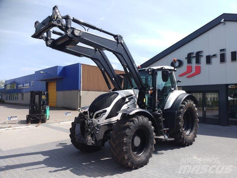 Valtra T 175 A 트랙터