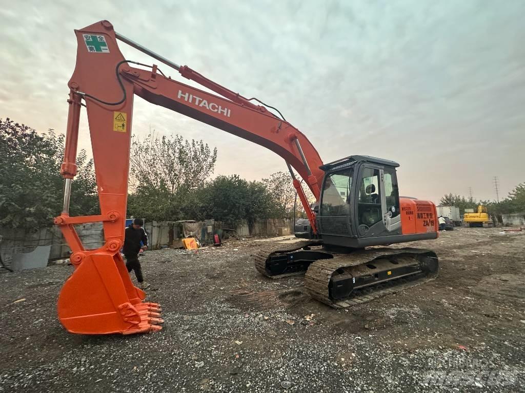 Hitachi ZX 200 대형 굴삭기 29톤 이상