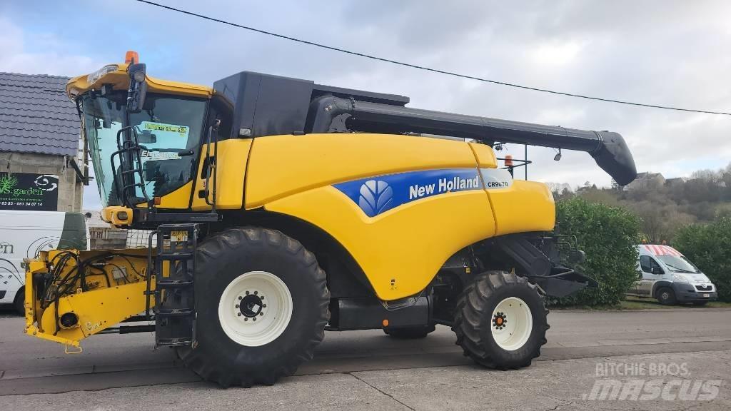 New Holland CR9070 콤바인 수확기