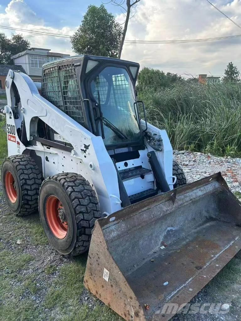 Bobcat S 300  스키드로더