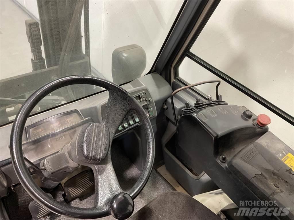 CAT DP35A 디젤 지게차