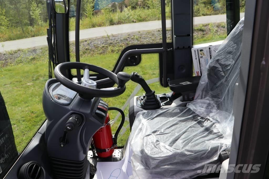 Mecalac MCL8  휠로우더