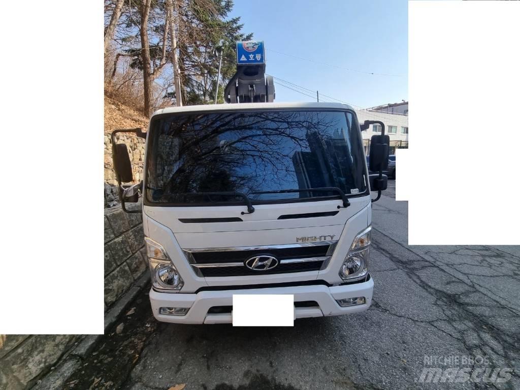 Horyong SKY300 트럭 탑재 고소작업대