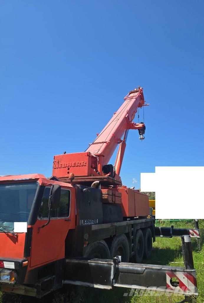 Liebherr LTM 1090-2 A/T 크레인