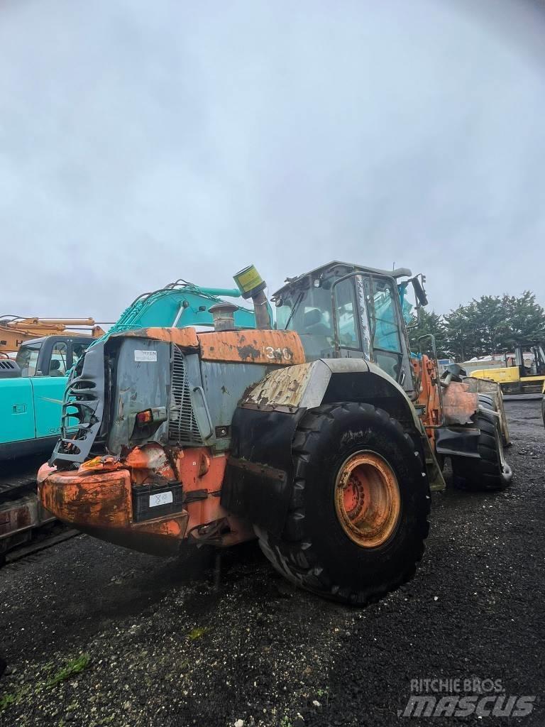 Hitachi ZW 310  휠로우더