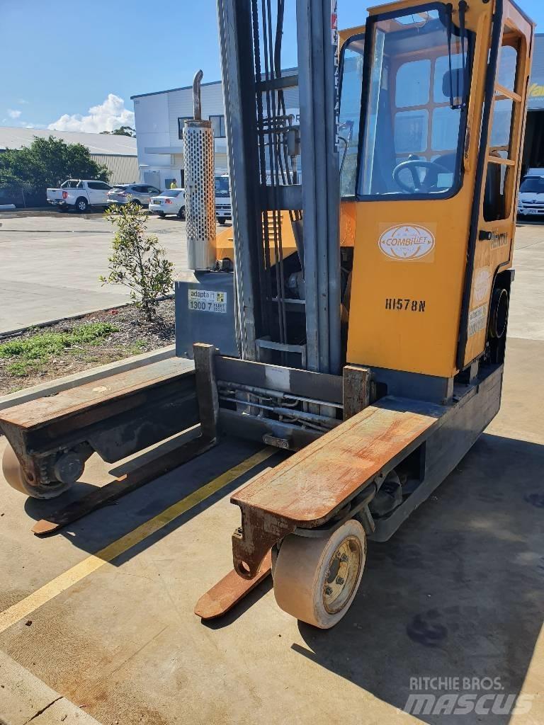 Combilift C3000 사이드로더