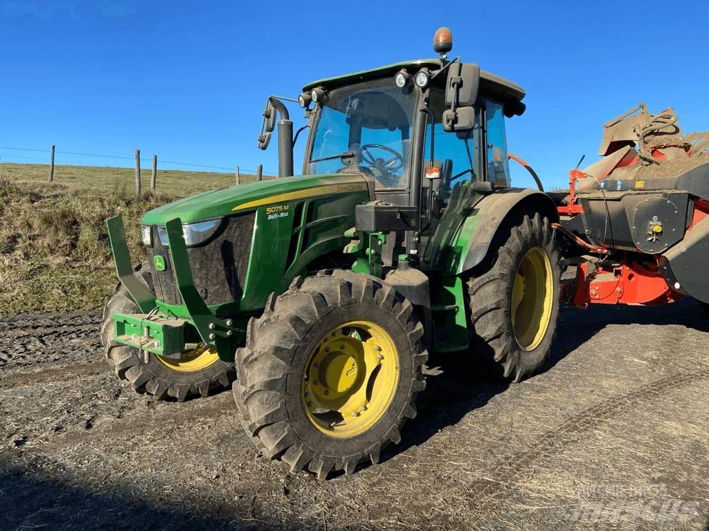 John Deere 5075M 트랙터
