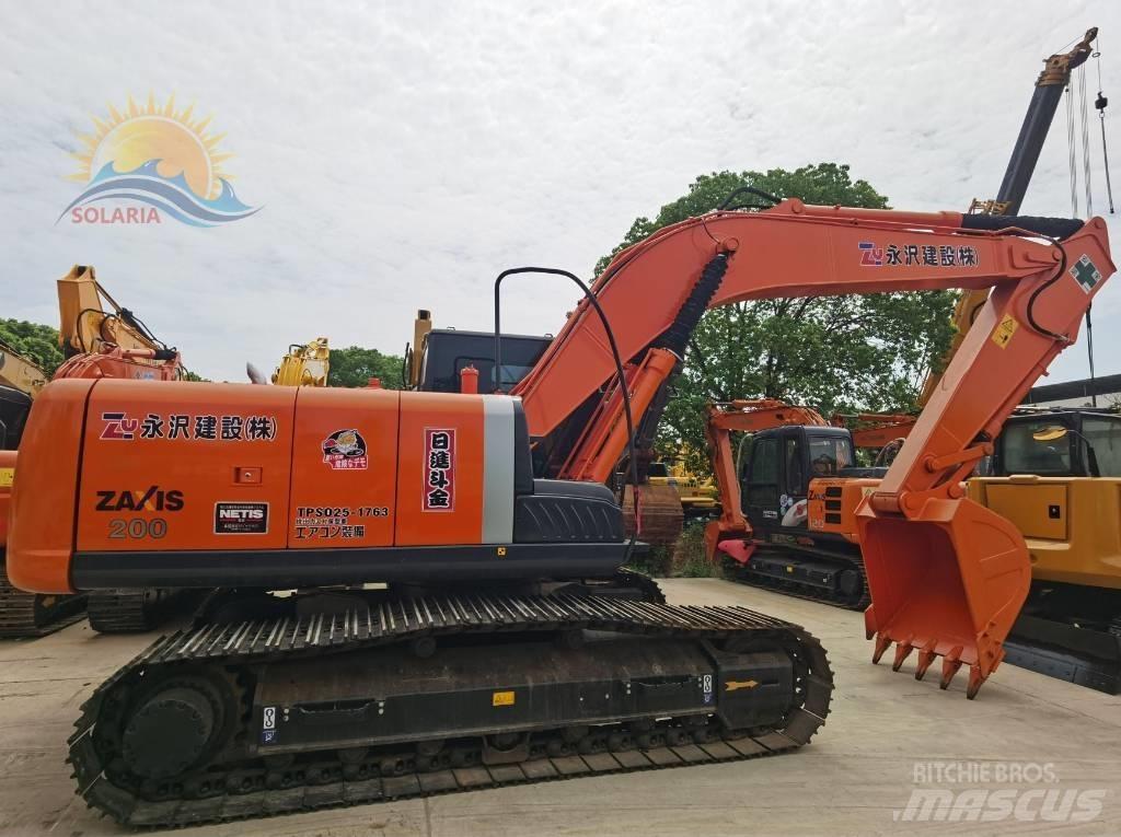 Hitachi ZX 200 대형 굴삭기 29톤 이상