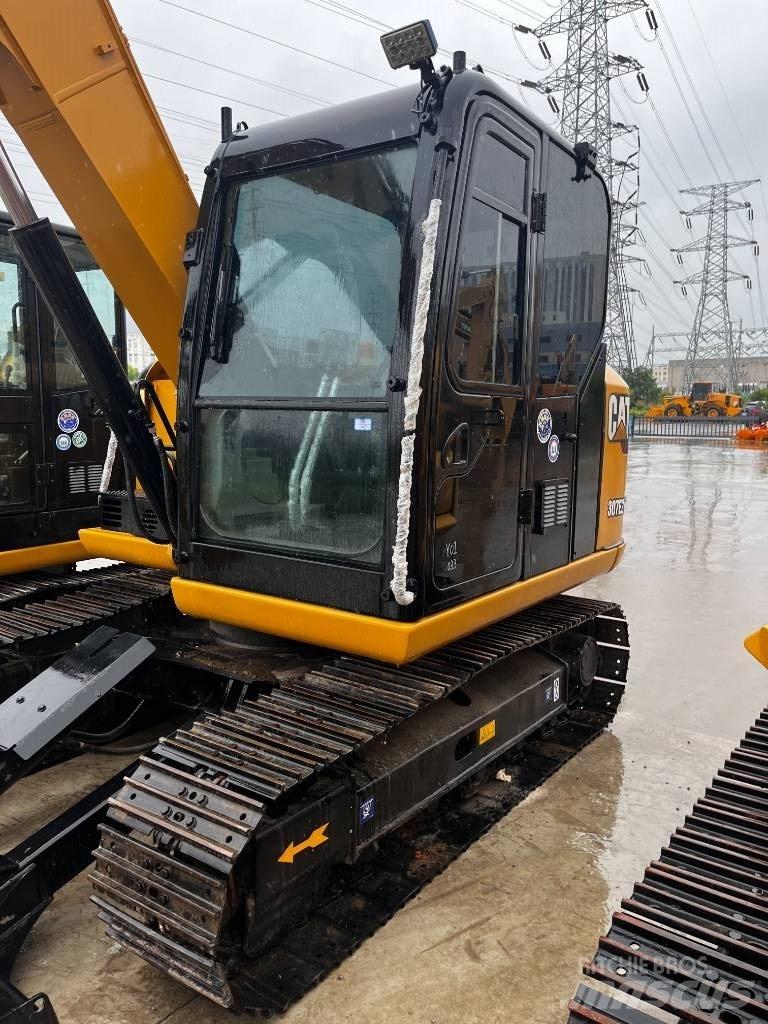 CAT 307 E2 소형 굴삭기 7톤 미만