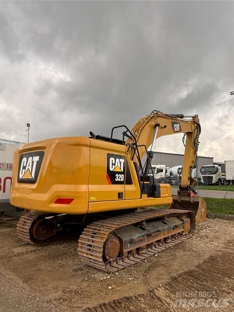 CAT 320 대형 굴삭기 29톤 이상