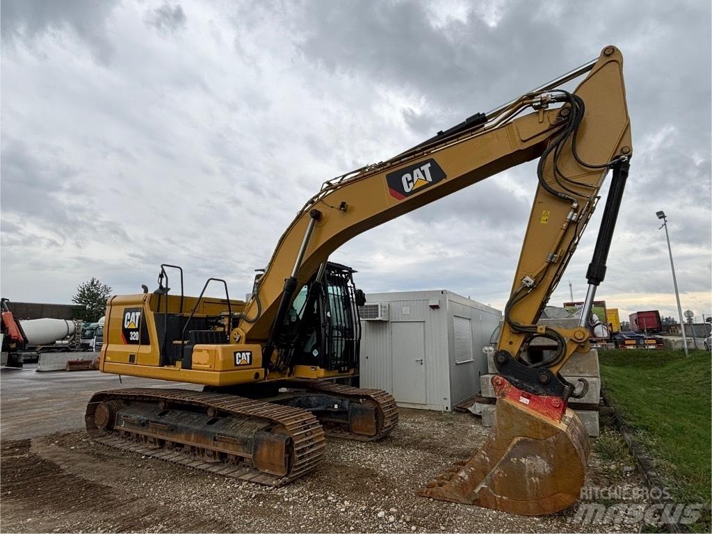 CAT 320 대형 굴삭기 29톤 이상