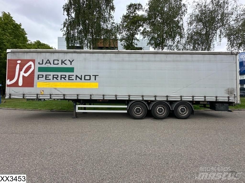 Fruehauf Tautliner 커튼사이더 세미 트레일러
