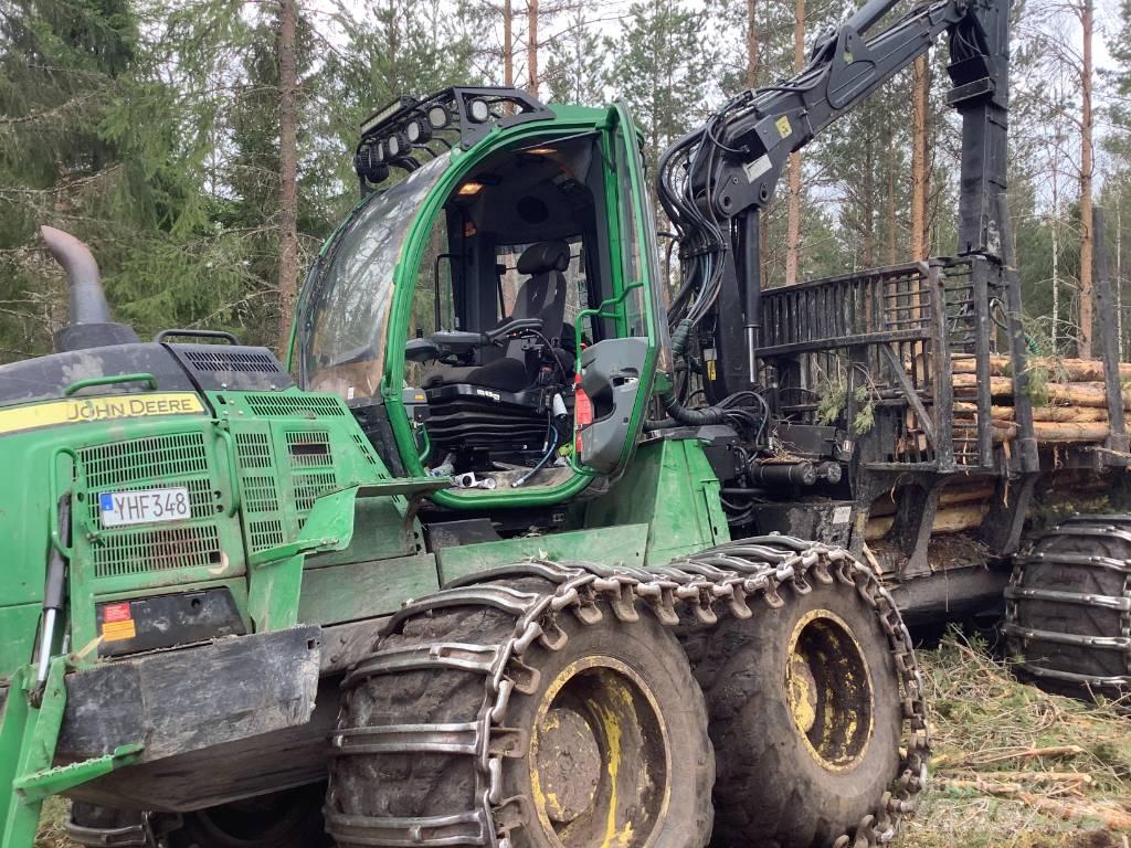 John Deere 1210 G 원목 포워더