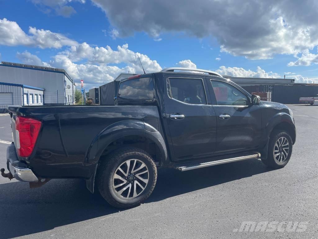 Nissan Navara 픽업/드롭사이드