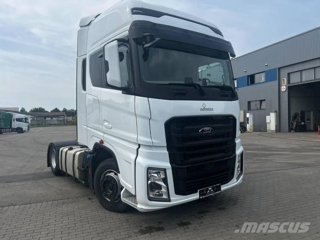 Ford F-Max 트랙터 유닛