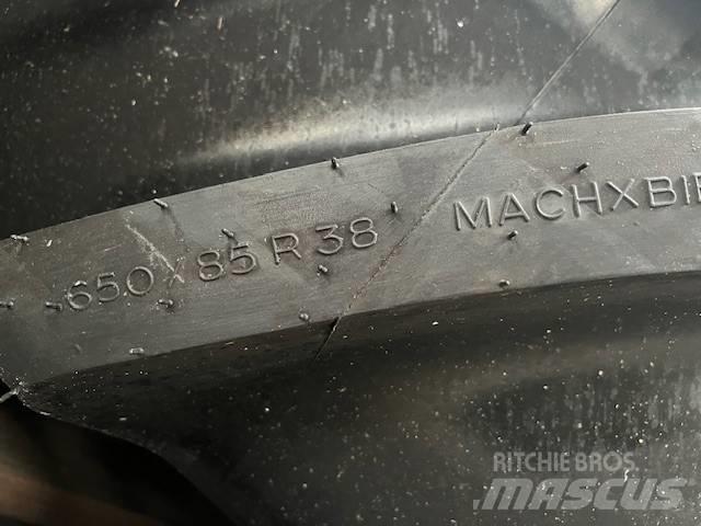 Michelin MachXBib 타이어, 휠 및 림