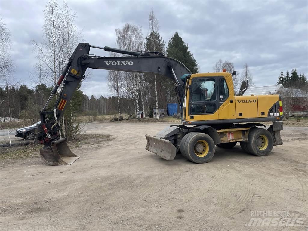 Volvo EW 180 B  휠 굴삭기