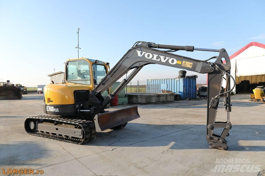 Volvo ECR 88 PLUS 중형굴삭기 7톤-28톤