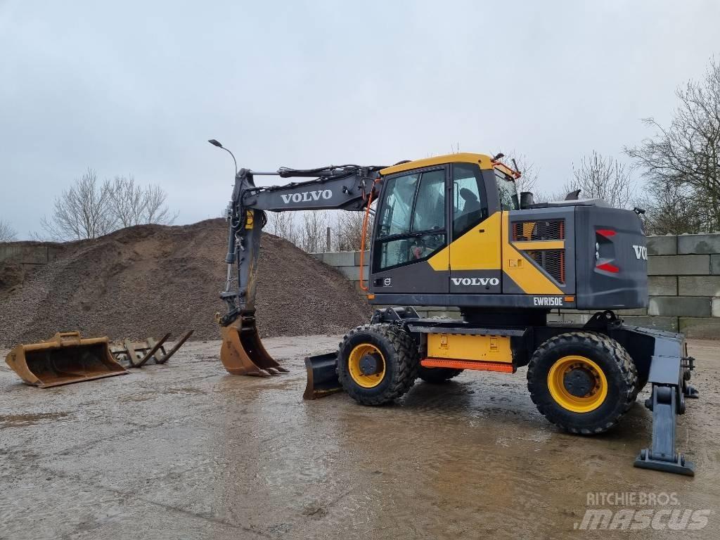 Volvo EWR 150 E  휠 굴삭기