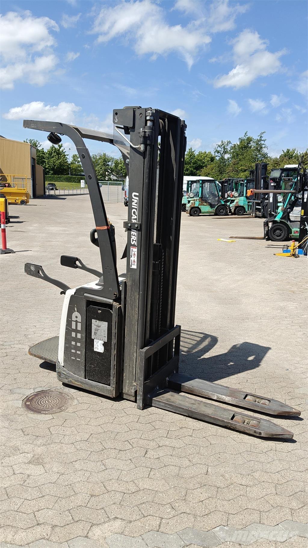 Atlet PSP160 보행식 리치 지게차