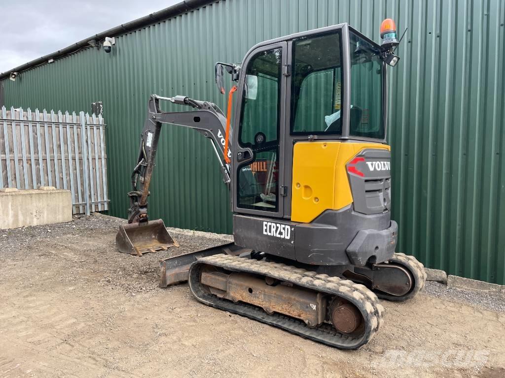 Volvo ECR 25 D 소형 굴삭기 7톤 미만