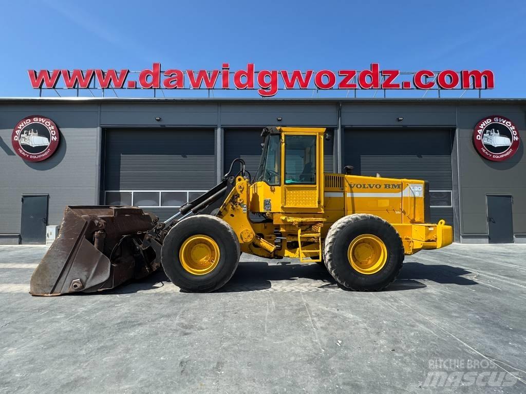 Volvo L90B  휠로우더