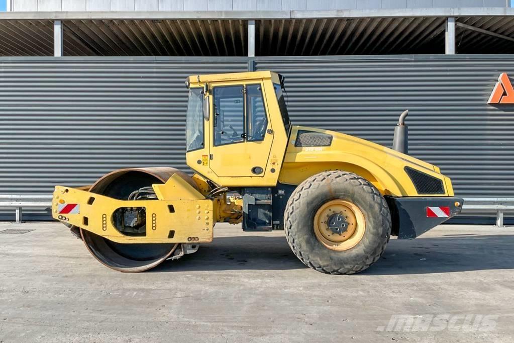 Bomag BW 213 DH-4 싱글 드럼 롤러
