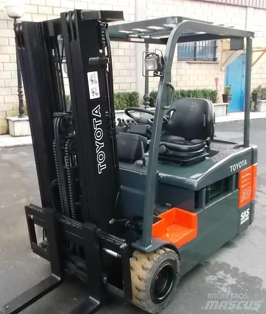 Toyota 7 FBEF 20 전동 지게차