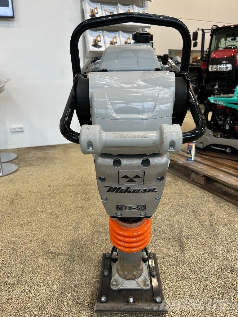 Mikasa MTX 50 탬퍼