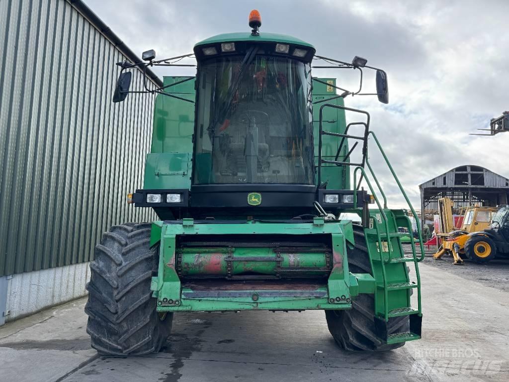 John Deere 1550 WTS 콤바인 수확기