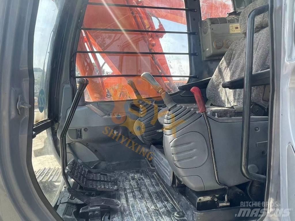Hitachi EX 120 대형 굴삭기 29톤 이상