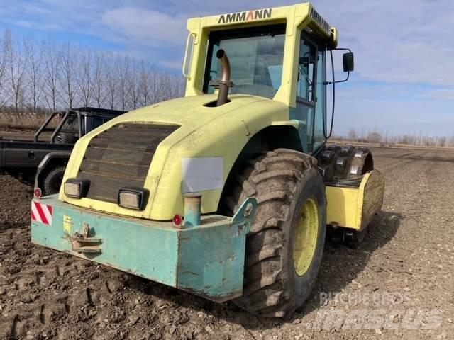 Ammann ASC 150 PD 싱글 드럼 롤러