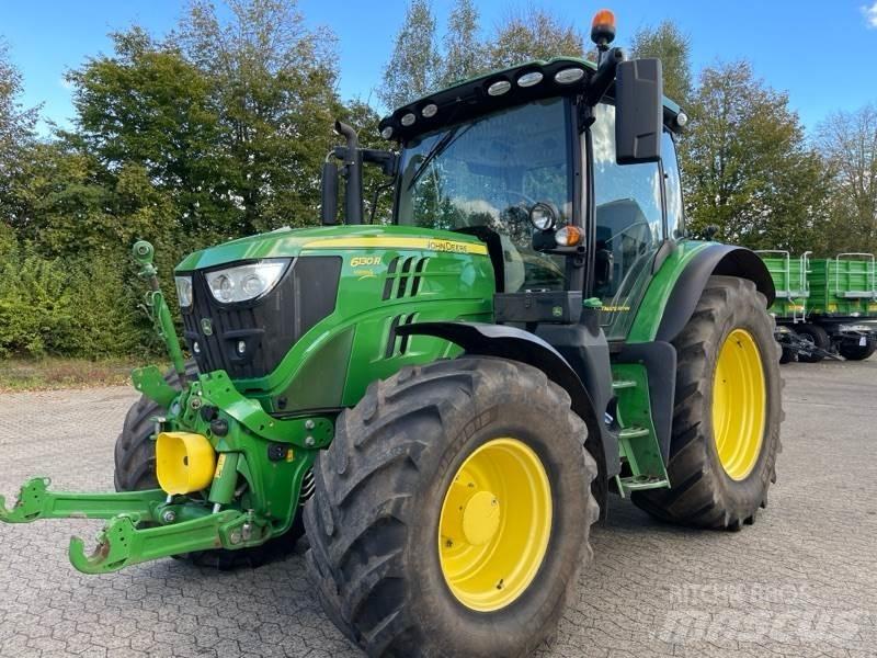 John Deere 6130 R 트랙터