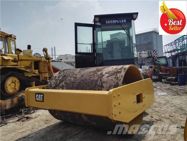 CAT CS 56 B 싱글 드럼 롤러