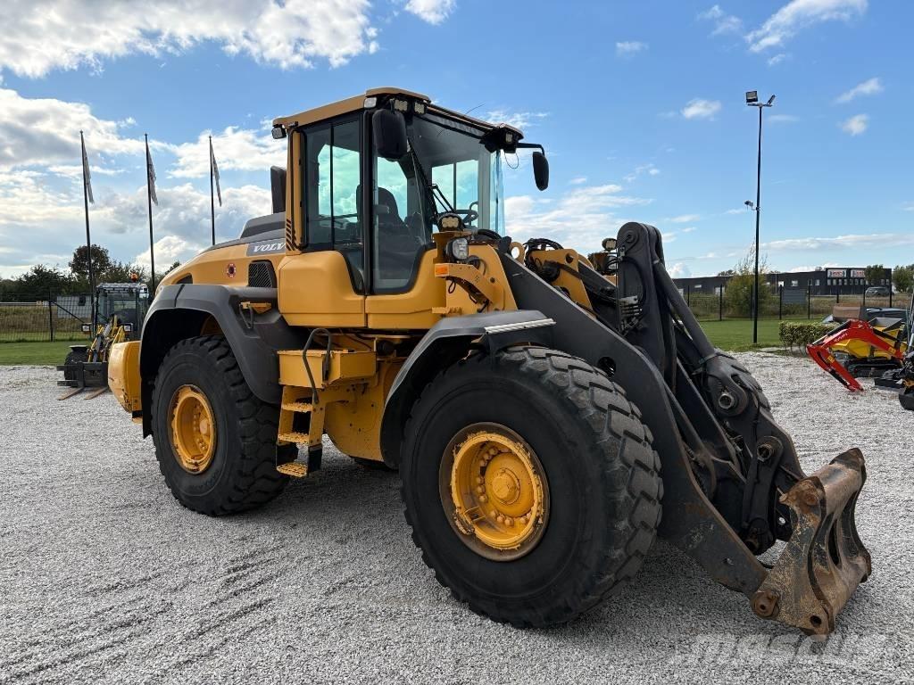 Volvo L 120 H  휠로우더