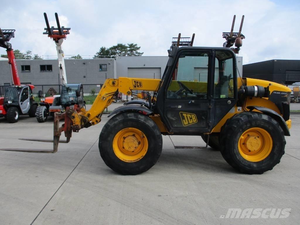 JCB 526 S (628) 텔러 핸들러