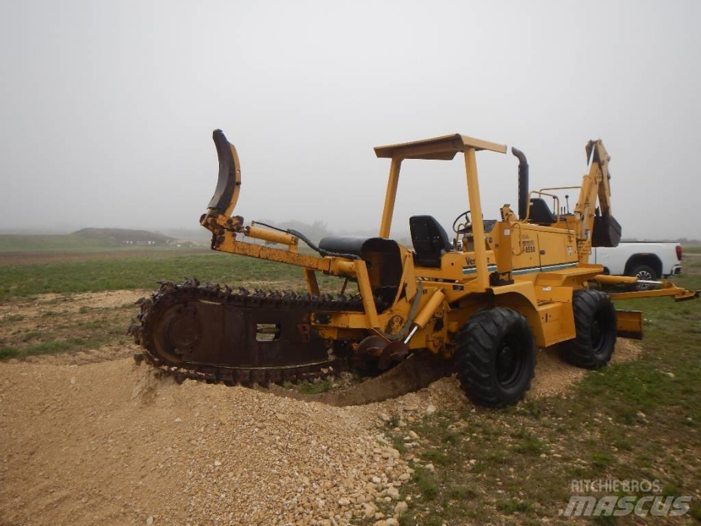 Vermeer V8550 트렌처