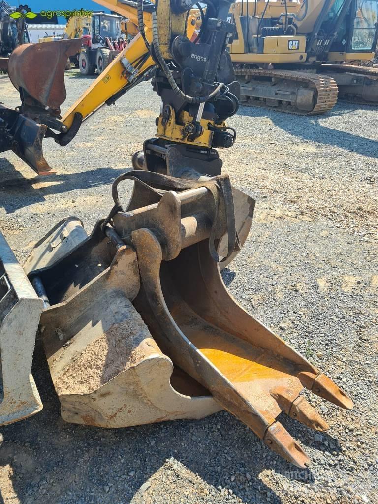 Wacker Neuson EW 100  휠 굴삭기