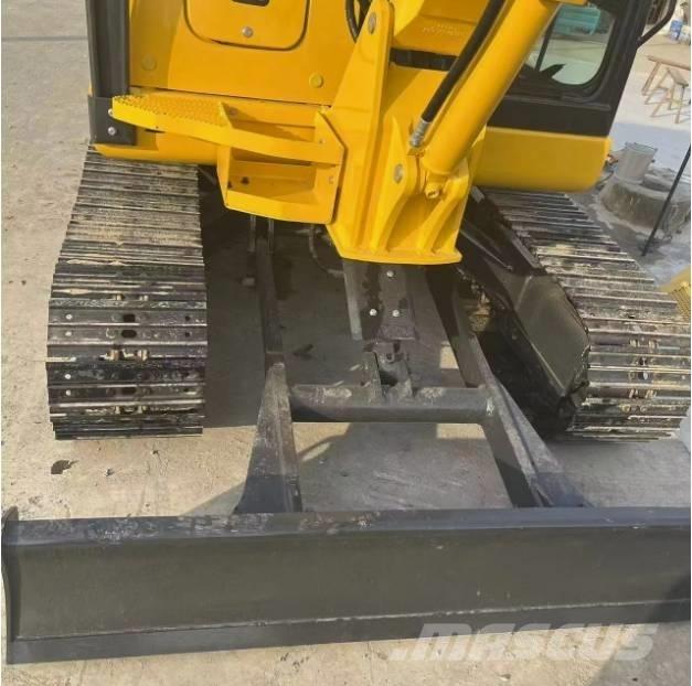Komatsu PC56-7 소형 굴삭기 7톤 미만