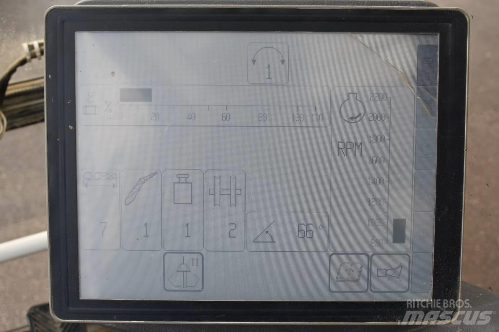 Liebherr HS843HD 트랙 크레인