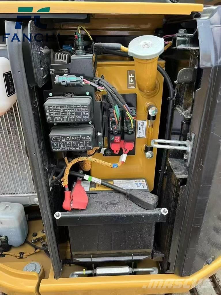 CAT 303 대형 굴삭기 29톤 이상