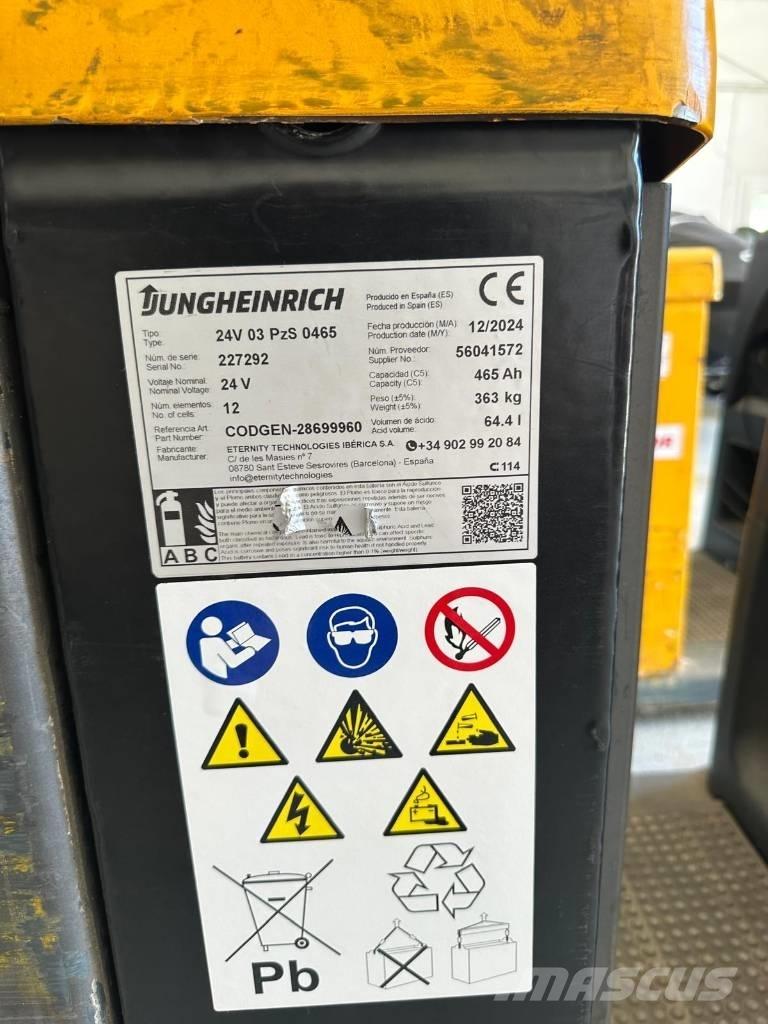 Jungheinrich ECE 225 경량 리프터